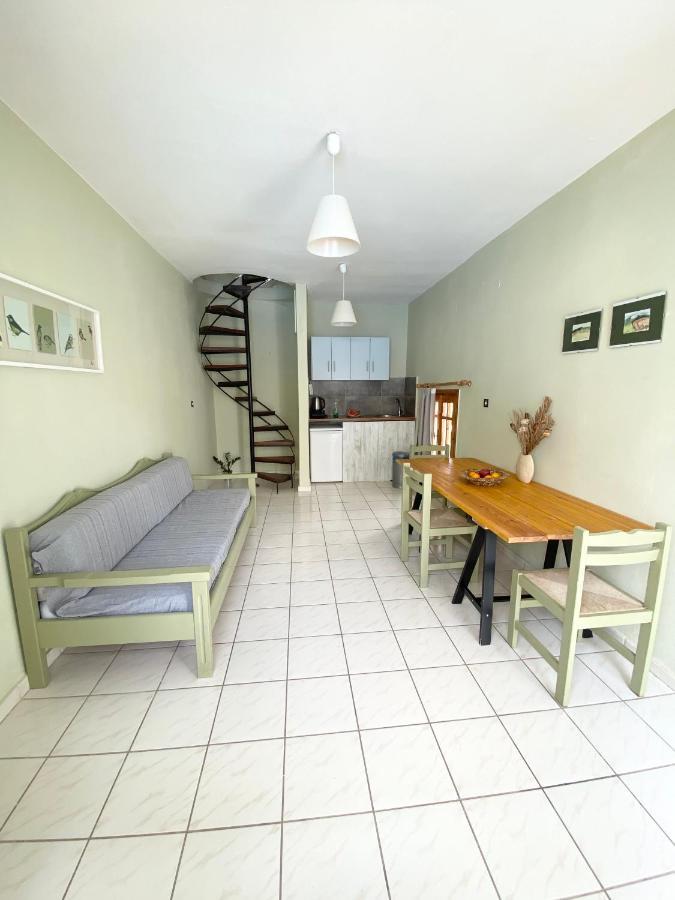 Egli Apartment Stalos Exterior photo
